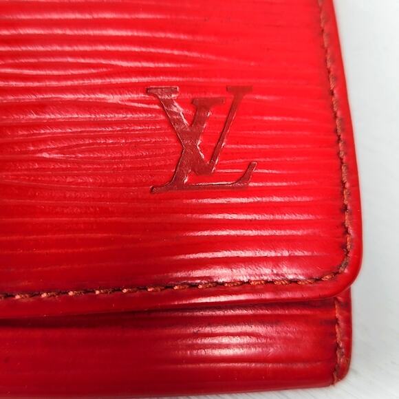 Louis Vuitton Red Epi Leather Four Key Holder with Certificate of Authenticity - Picture 2 of 9